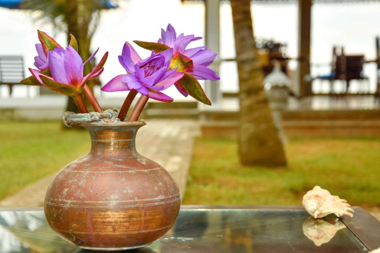 Oriental Rest Hotel ฮิกคาดูวา ภายนอก รูปภาพ