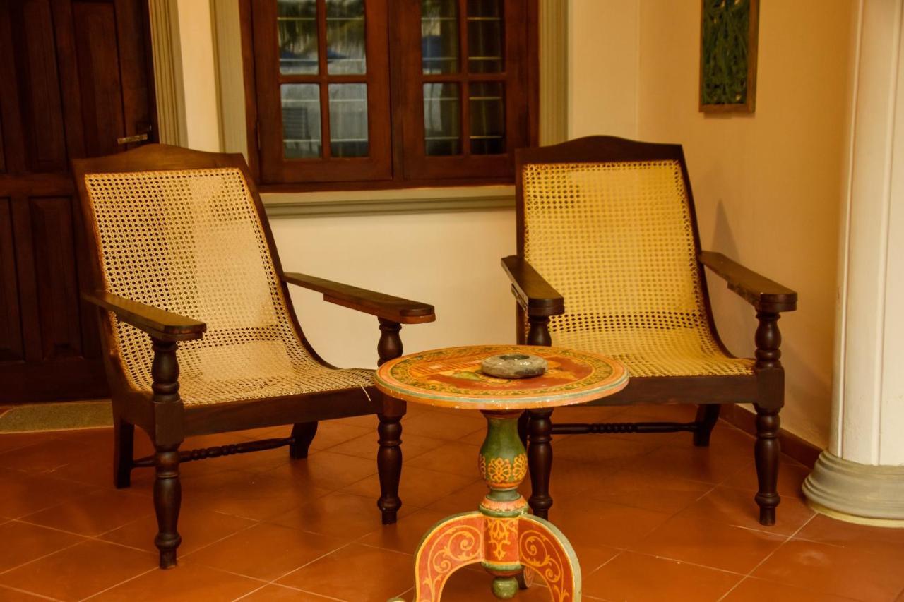 Oriental Rest Hotel ฮิกคาดูวา ภายนอก รูปภาพ